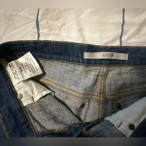 JOE’S Jeans Distressed Denim Low-rise Shorts - Picture 5 of 5